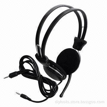 Multimedia Headphone with Microphone
